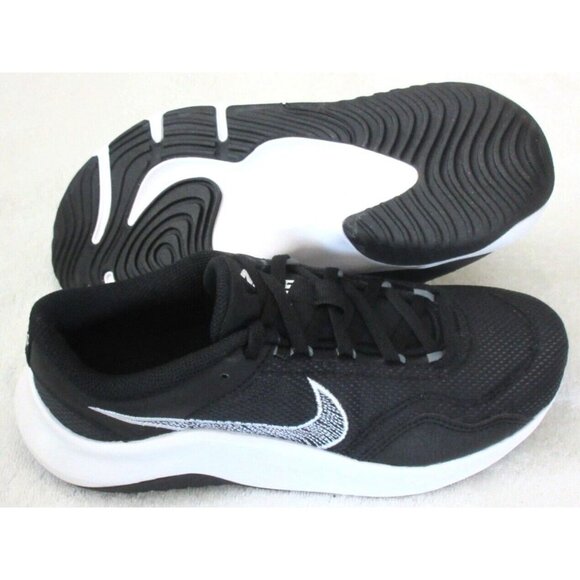 Women's Nike Legend Essential 3 NN Running Training Shoes Black White Sizes NIB - Picture 2 of 5